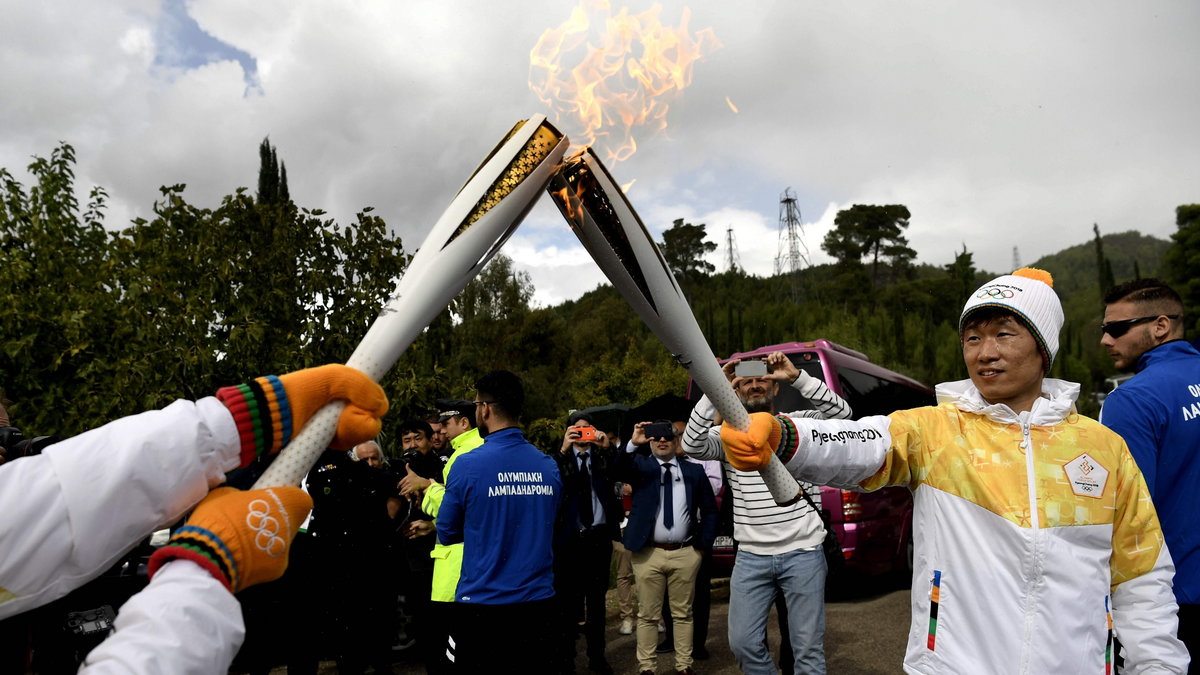 W starożytnej Olimpii zapalono pochodnię olimpijską