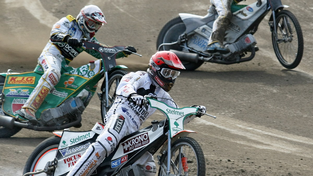 Andreas Jonsson (kask czerwony)