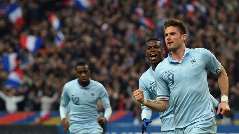 Olivier Giroud cieszy się po bramce w meczu Francja - Gruzja 