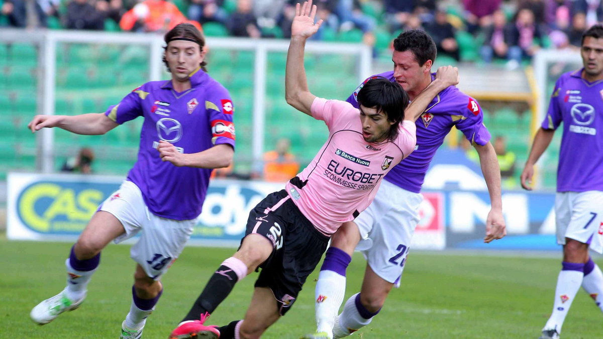 Javier Pastore (front)