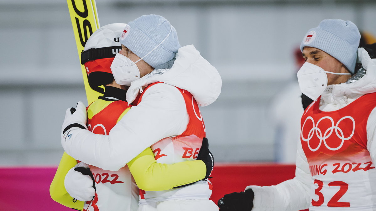 Jak spisze się polska drużyna w konkursie na dużej skoczni?