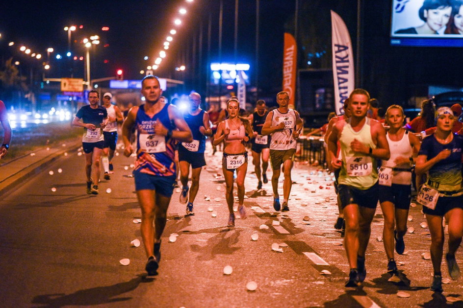 6. Nocny 4F Półmaraton Praski