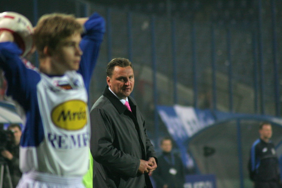 Mecz Lech Poznań - Wisła Kraków w 2006 roku. Na zdjęciu Artur Marciniak i Czesław Michniewicz 
