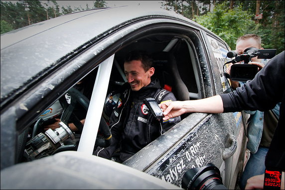 Adam Małysz na poligonie w Drawsku