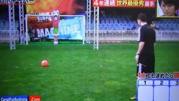 Leo Messi w pojedynku z robotem 