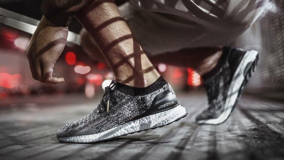 Adidas UltraBoost Uncaged przyciągają uwagę swym wyglądem