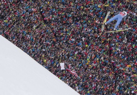 SKI-JUMP-FOURHILLS-AUT