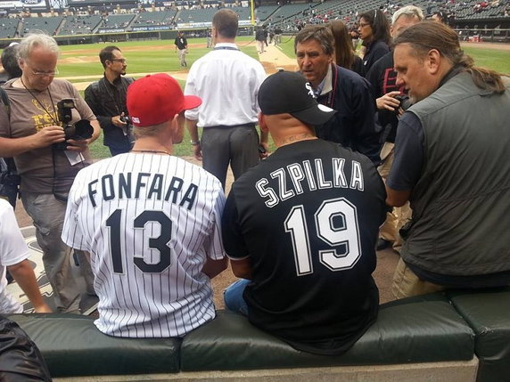 Szpilka, Fonfara i Mollo promują galę boksu na meczu Chicago White Sox