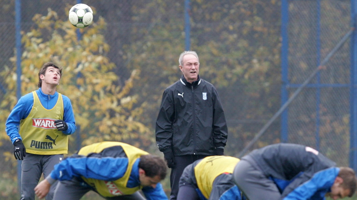 PIŁKA NOŻNA PRZE PUCHEREM UEFA LECH TRENING