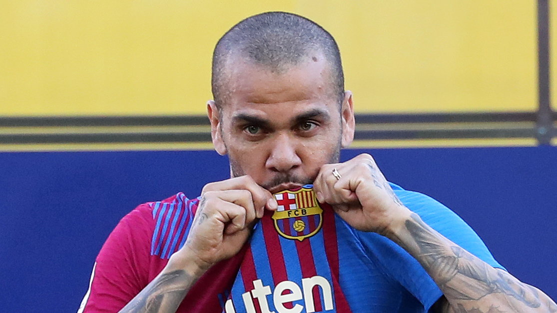 Dani Alves ponownie reprezentuje Barcelonę