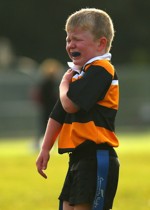 Dzieci grają w rugby