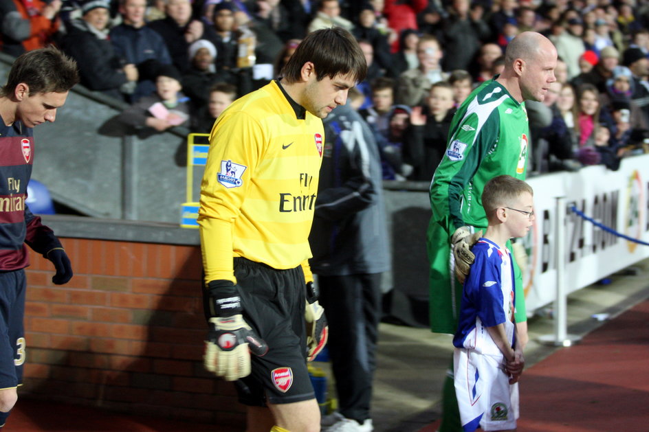 Brad Friedel (Blackburn Rovers) i Łukasz Fabiański (Arsenal Londyn) w grudniu 2007 r.