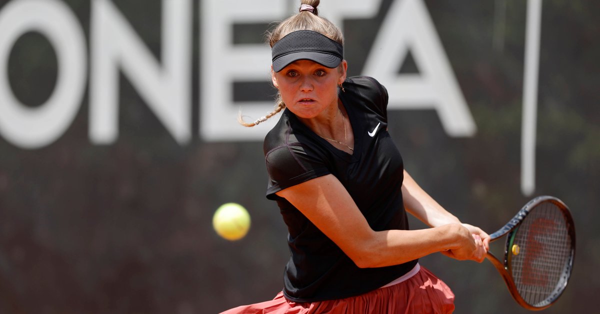 Ależ debiut "nowej" Polki w Roland Garros! Dwa sety walki i jest awans