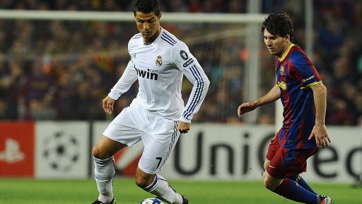 Cristiano Ronaldo (L) i Lionel Messi (P)