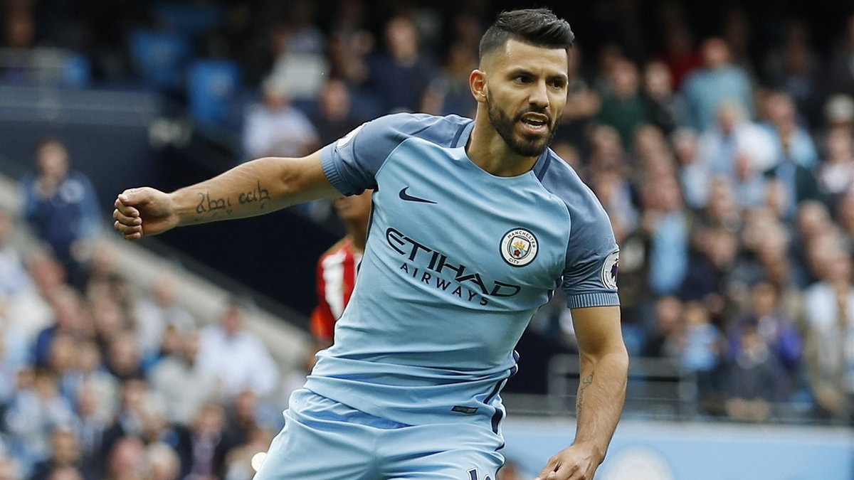 Aguero: Nie ścigam się z Ibrahimoviciem