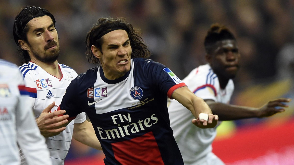 W środku Edinson Cavani z PSG