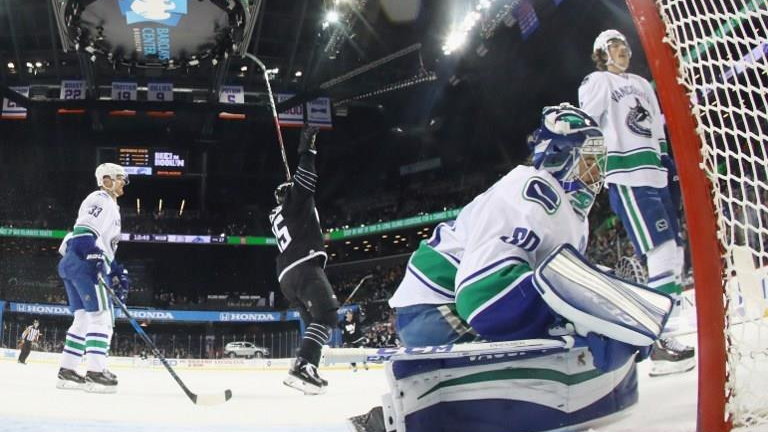 Vancouver Canucks v New York Islanders