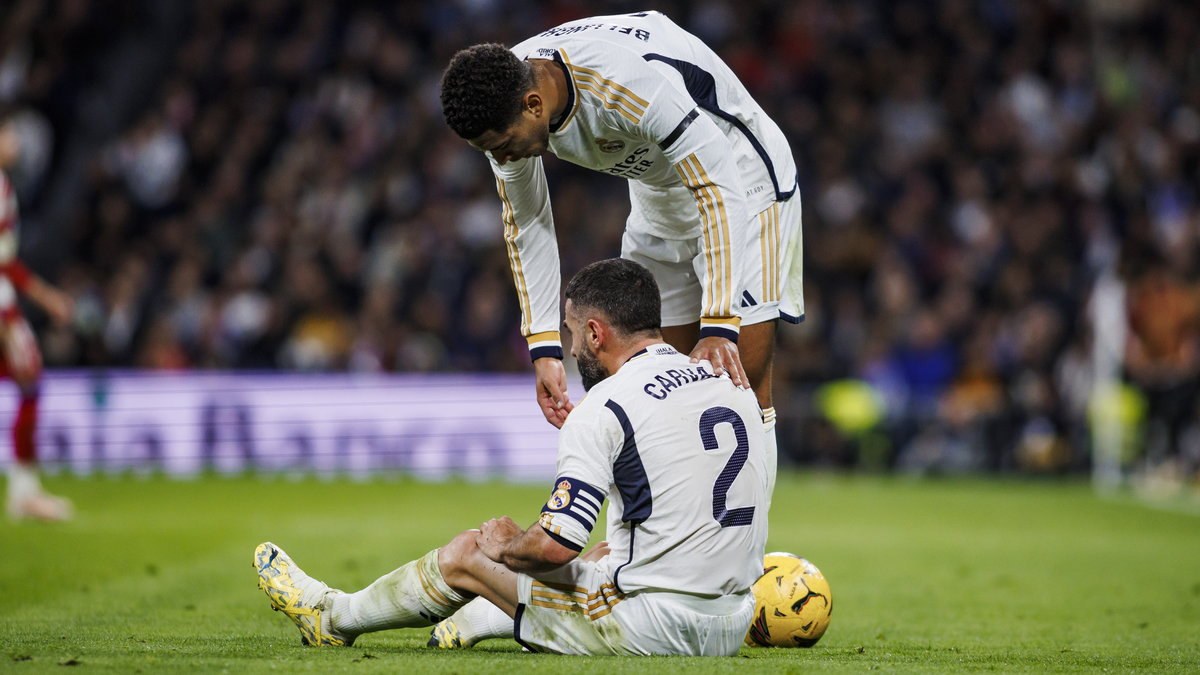 Dani Carvajal (siedzi) i Jude Bellingham