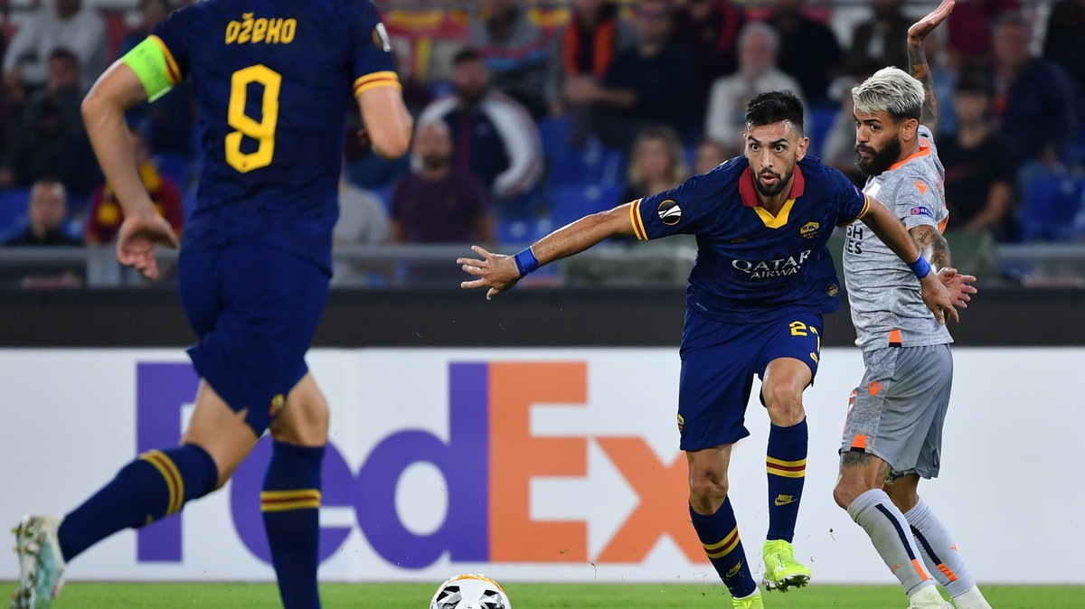 Javier Pastore (AS Roma) i Junior Caicara (Basaksehir Stambuł)