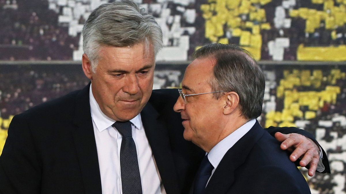 Carlo Ancelotti (L) i Florentino Perez