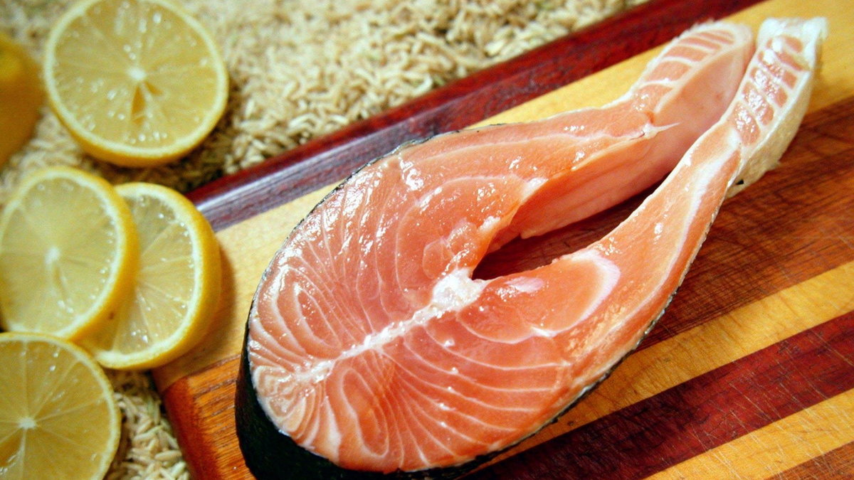 Salmon fraud endemic in restaurants