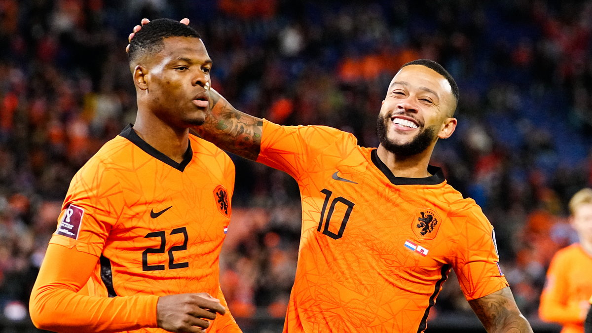 Denzel Dumfires i Memphis Depay