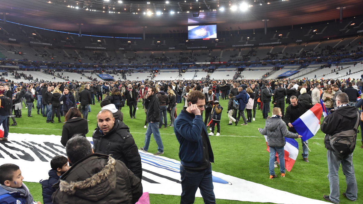 Stade de France kibice na stadionie