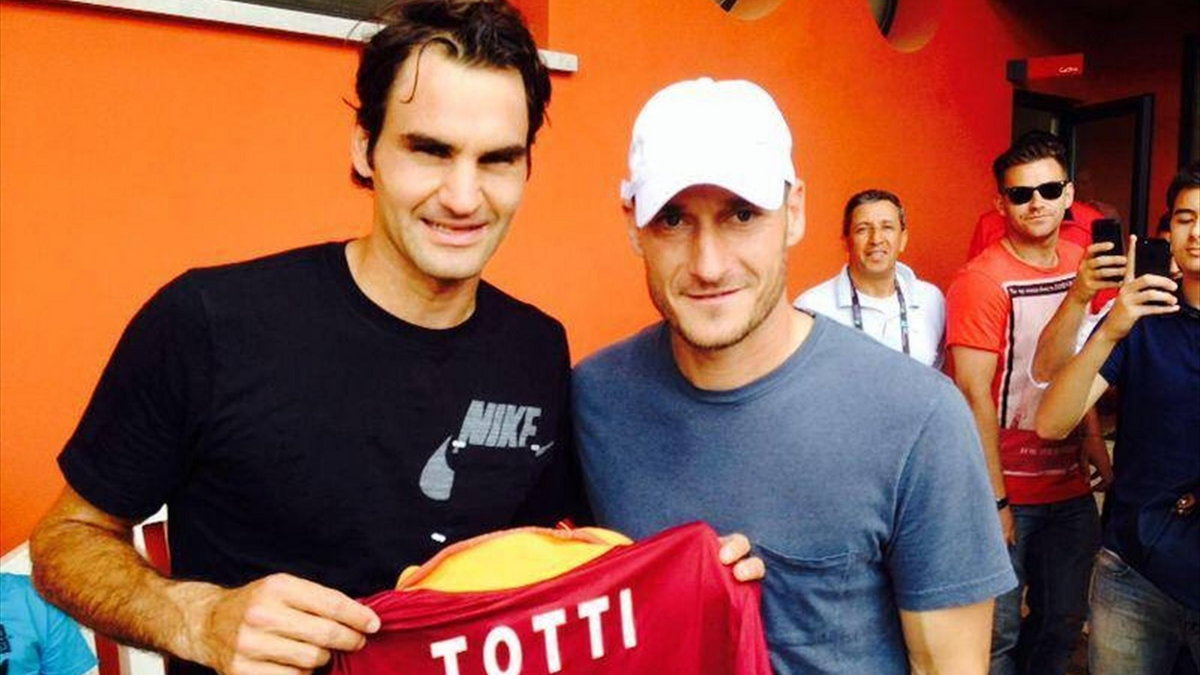 Roger Federer wspiera Francesco Tottiego