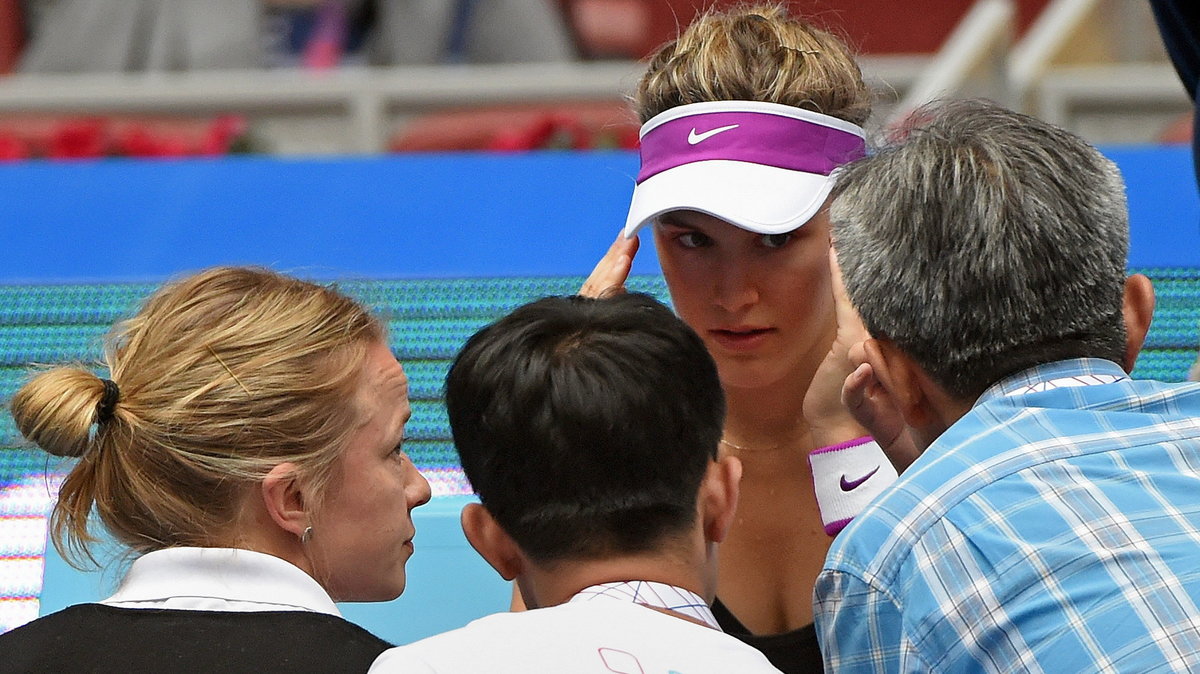 Eugenie Bouchard (druga z prawej)