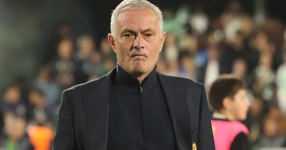 To się dzieje. Jose Mourinho gotowy opuścić Turcję. To tam będzie pracować?!