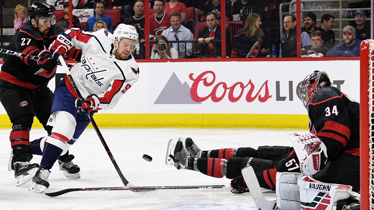 Carolina Hurricanes - Washington Capitals