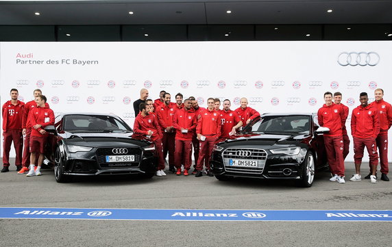 Piłkarze Bayernu Monachium testowali samochody