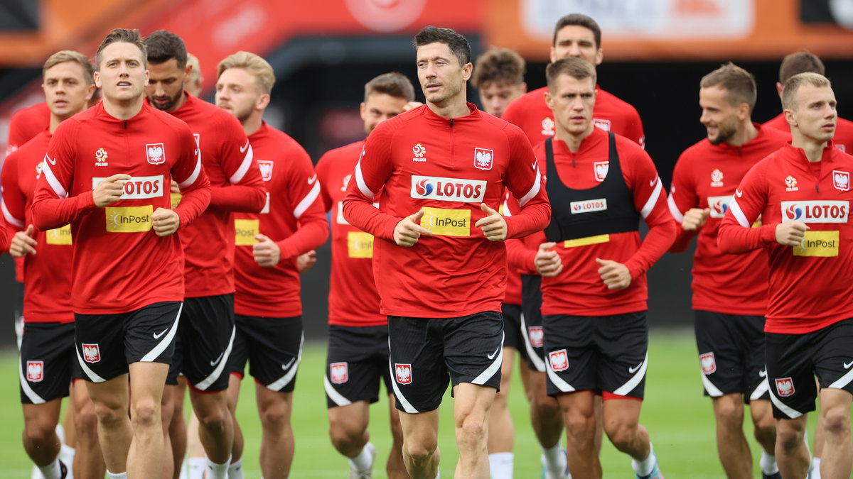 Reprezentacja Polski trenująca przed meczem z Holandią