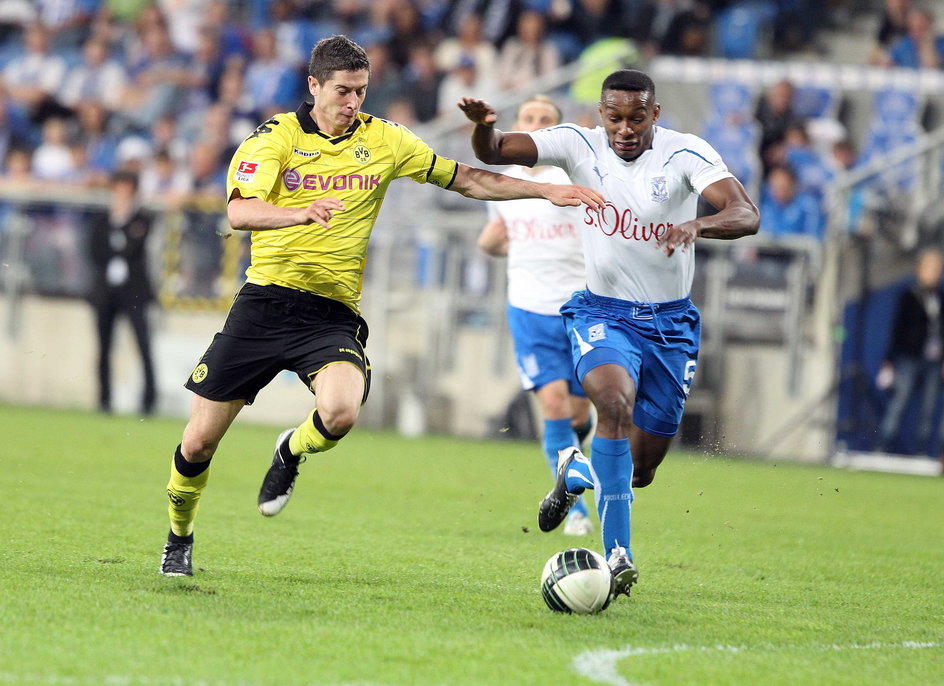 Robert Lewandowski i Manuel Arboleda (Lech Poznań - Borussia Dortmund)