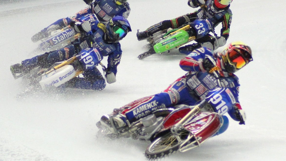 GRAND PRIX ICE SPEEDWAY