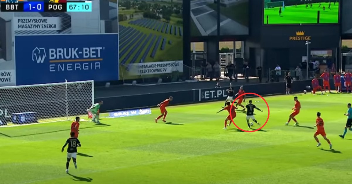 Ależ akcja Pogoni Szczecin. Tak strzela Kamil Grosicki. Sami spójrzcie