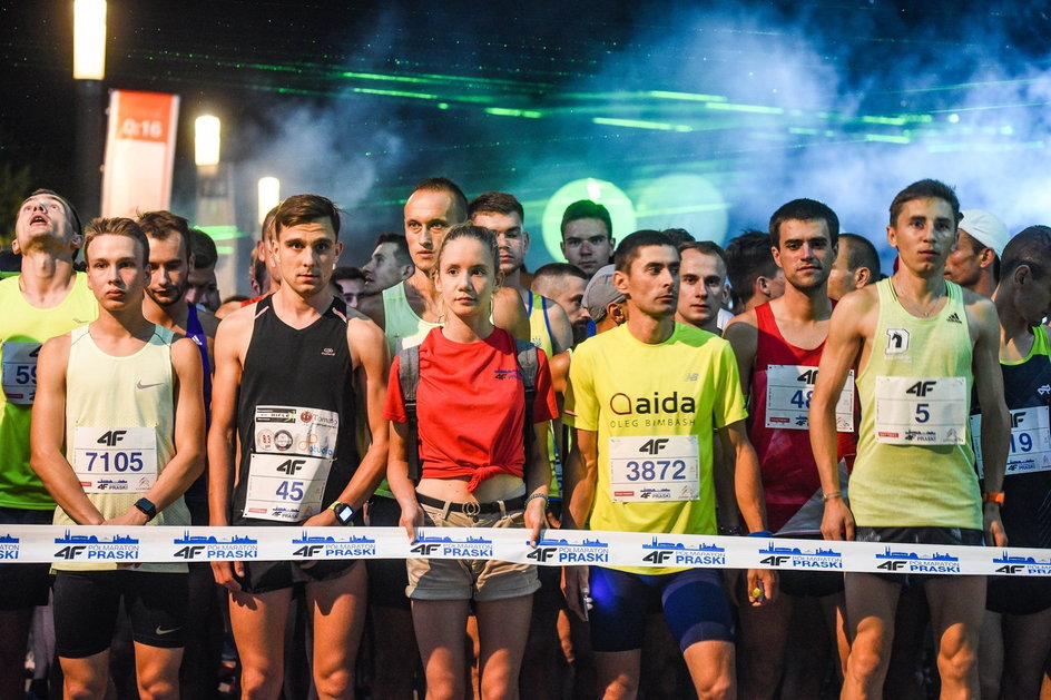 6. Nocny 4F Półmaraton Praski