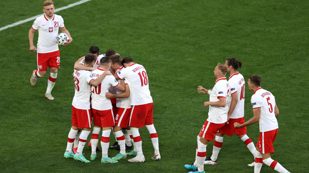 Polska - Hiszpania. O której godzinie mecz Euro 2020? Kiedy i gdzie graja?  - Przegląd Sportowy