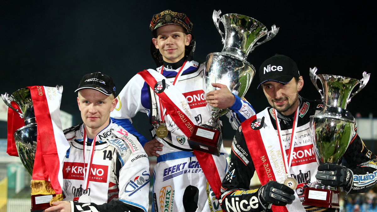 Podium indywidualnych mistrzostw Polski 2010. Krzysztof Kasprzak, Janusz Kołodziej, Rafał Dobrucki