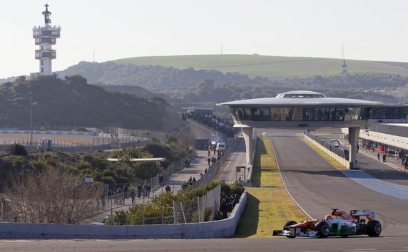 SPAIN FORMULA ONE TRAINING