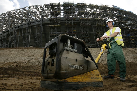 Piłkarze Lechii budują stadion na Euro