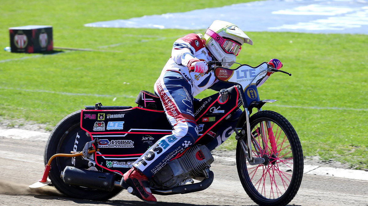 Marcel Krzykowski, Zdunek Wybrzeże Gdańsk.