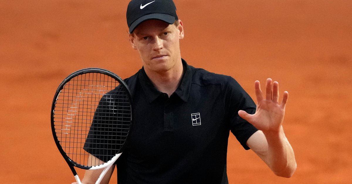 O której dzisiaj mecz Jannik Sinner - Tommy Paul? Gdzie oglądać? Transmisja TV