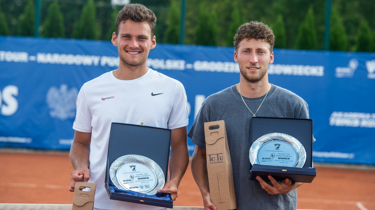 Piotr Matuszewski wygrał deblowy turniej w Kozerkach. Jego partnerem był Mats Hermans.