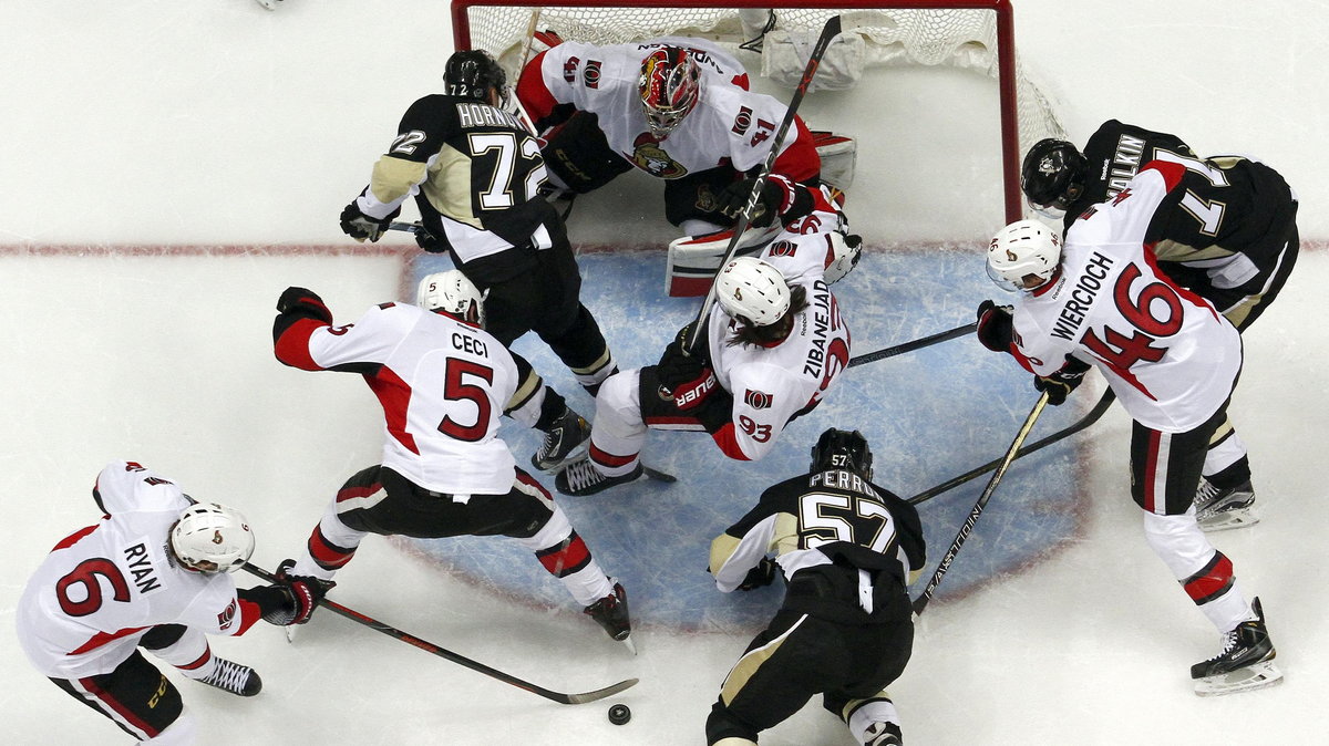 Po trzech porażkach hokeiści Pittsburgh Penguins zanotowali pierwsze zwycięstwo w sezonie - pokonali Ottawa Senators 2:0.