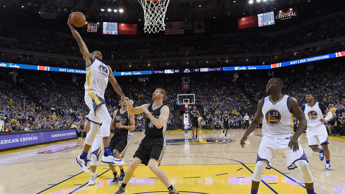 San Antonio Spurs v Golden State Warriors