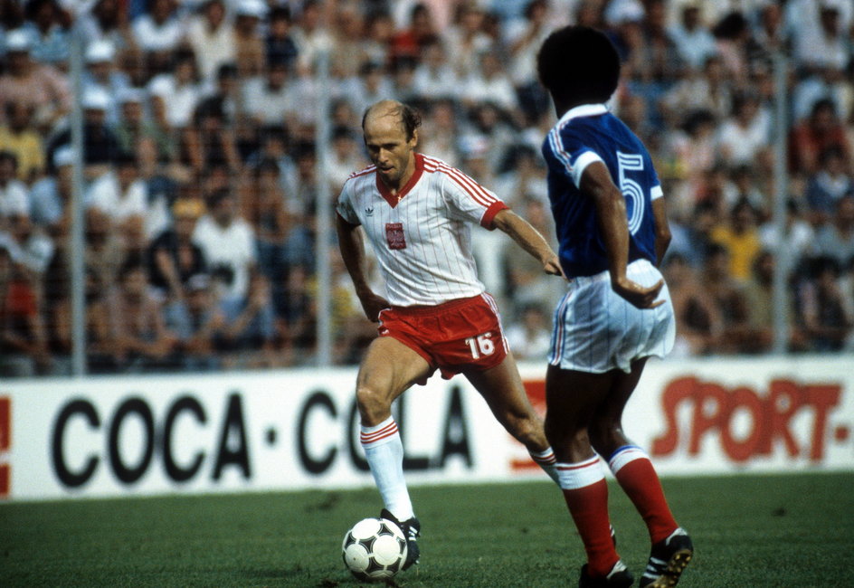 Grzegorz Lato podczas meczu o 3. miejsce MŚ 1982 Polska - Francja (3:2)