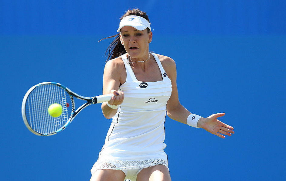 Agnieszka Radwańska w czasie meczu w Eastbourne (2015)