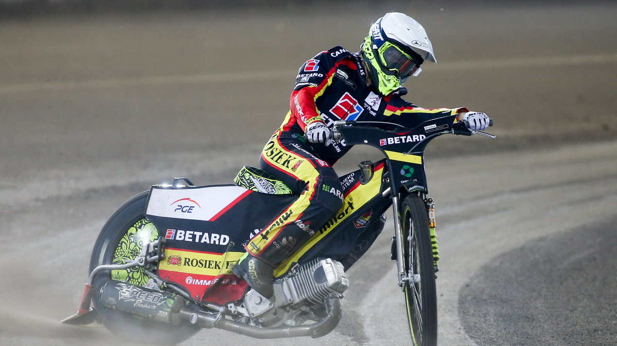 2021.09.23 Lublin Zuzel PGE Ekstraliga sezon 2021 Motor Lublin - Betard Sparta Wroclaw N/z Artiom Laguta (B) Foto Wojciech Szubartowski / PressFocus 2021.09.23 Lublin PGE Ekstraliga season 2020 Motor Lublin - Betard Sparta Wroclaw Artiom Laguta (B) Credit: Wojciech Szubartowski / PressFocus