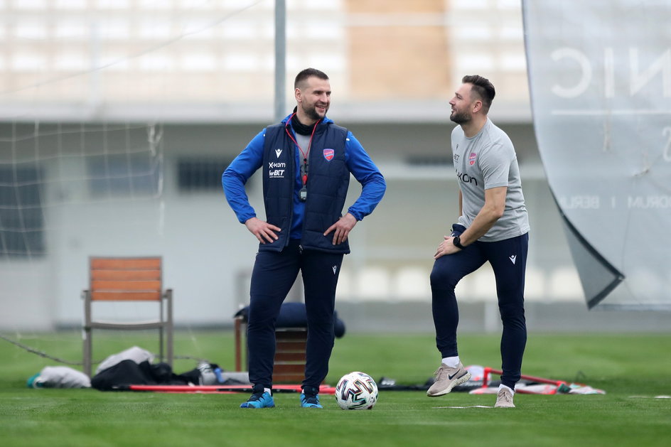 Michał Garnys i Paweł Tomczyk, były dyrektor sportowy Rakowa